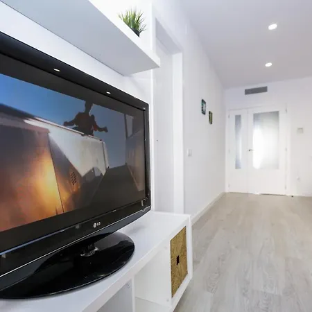 New Queens 1a Planetcostadorada Apartment *